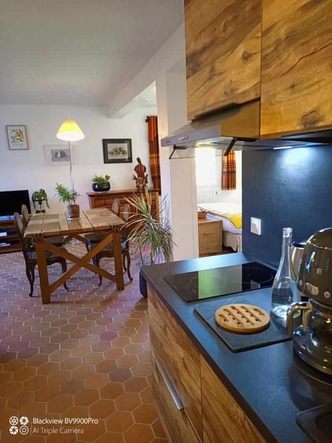 Le Champ De L'Eau Bed & Breakfast Crecy-la-Chapelle Exterior foto