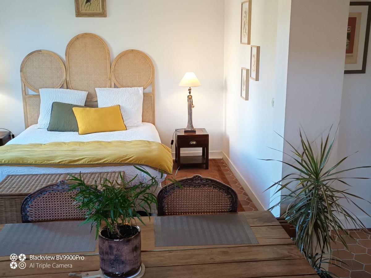 Le Champ De L'Eau Bed & Breakfast Crecy-la-Chapelle Exterior foto