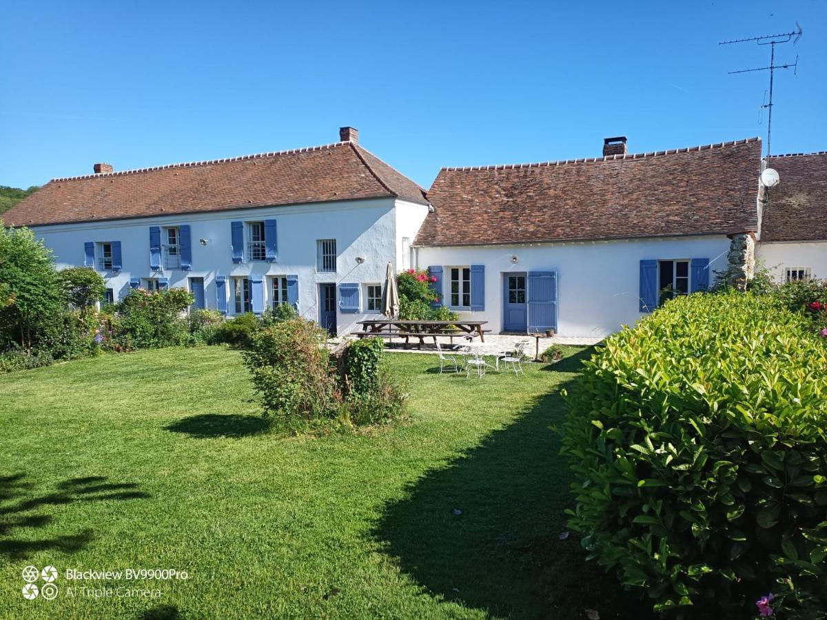 Le Champ De L'Eau Bed & Breakfast Crecy-la-Chapelle Exterior foto